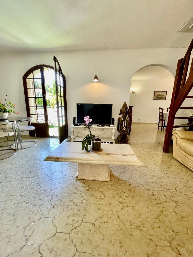 Maison En Provence Avec Piscine Le Beausset Buitenkant foto
